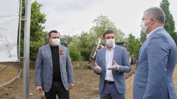 Стартовало благоустройство сквера &laquo;Дмитриевский&raquo; на берегу Покровского озера