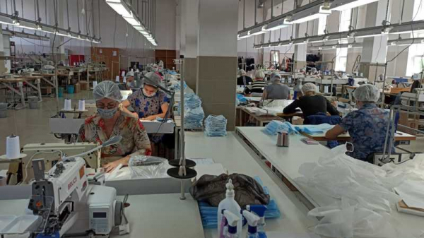 В период карантина девять предприятий Краснодара наладили производство масок