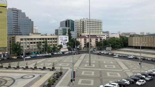 Обновление дорог вокруг Главной городской площади Краснодара завершили на месяц раньше