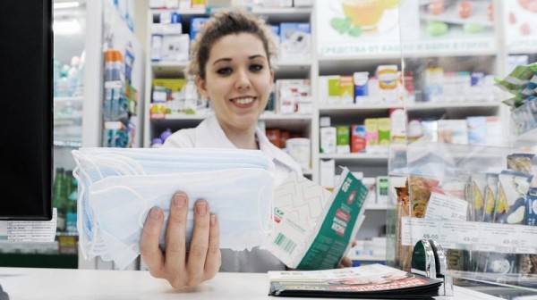 ФАС: в России компания продавала маски почти в 1000 раз дороже их обычной цены