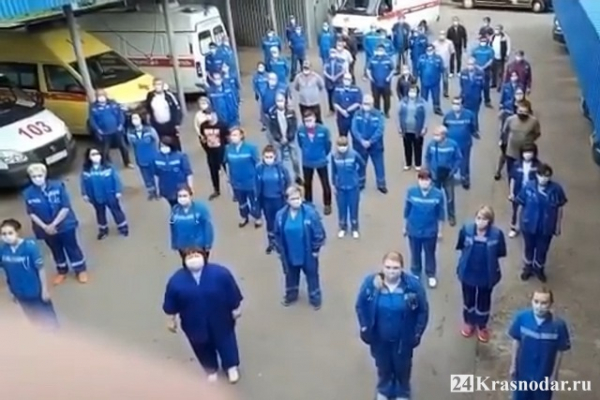 Скандал с выплатами медикам