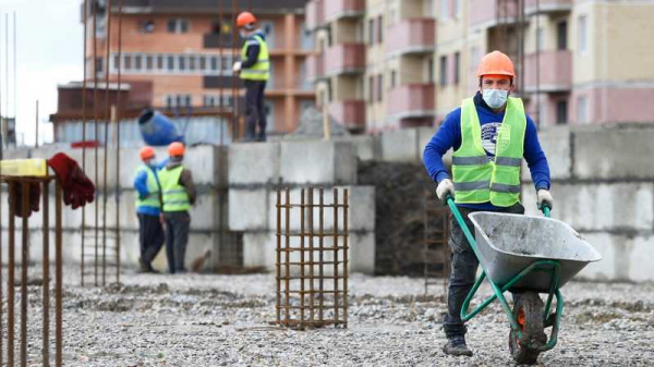 В микрорайоне Гидростроителей Краснодара возводят цокольный этаж новой большой школы на 1550 мест В микрорайоне Гидростроителей Краснодара возводят цокольный этаж новой большой школы на 1550 мест