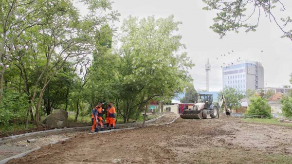 Стартовало благоустройство сквера &laquo;Дмитриевский&raquo; на берегу Покровского озера