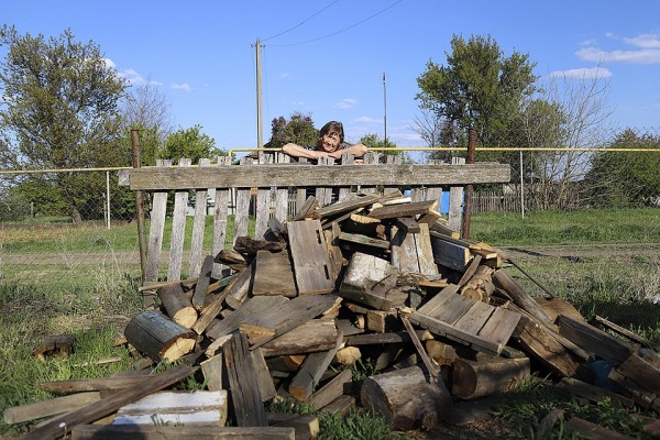 Из морщинистой старухи в молодую леди: кубанские станичники взялись за судьбу бедной соседки и готовы построить ей дом Из морщинистой старухи в молодую леди: кубанские станичники взялись за судьбу бедной соседки и готовы построить ей дом