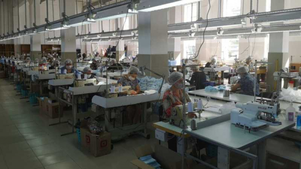 В период карантина девять предприятий Краснодара наладили производство масок