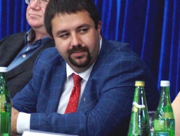 Роман Семихатский ушел в отставку