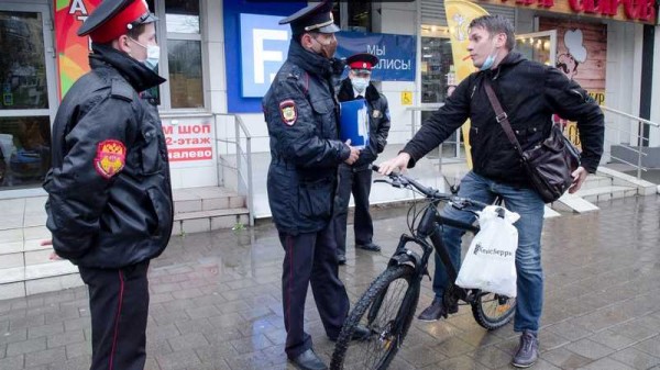 8 мая Краснодар патрулируют 635 участников мобильных групп самоконтроля