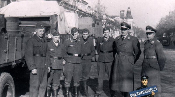 Петля времени. Улицы Краснодара во время войны и в 2020 году Петля времени. Улицы Краснодара во время войны и в 2020 году