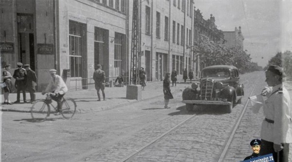 Петля времени. Улицы Краснодара во время войны и в 2020 году Петля времени. Улицы Краснодара во время войны и в 2020 году