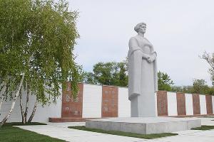 В Краснодаре отреставрировали Вечный огонь