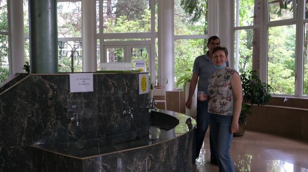 «Туристы поехали»: За первые две недели сезона здравницы Сочи приняли более 4 тысяч отдыхающих