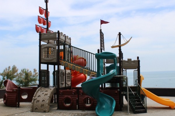 Более 1000 детских здравниц примут детей, как только позволит эпидситуация - глава Кубани