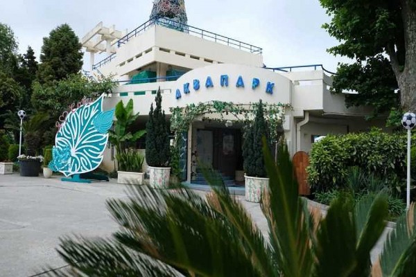 «Раз на пляж нельзя, буду спортом заниматься»: в Сочи приехали первые туристы «Раз на пляж нельзя, буду спортом заниматься»: в Сочи приехали первые туристы