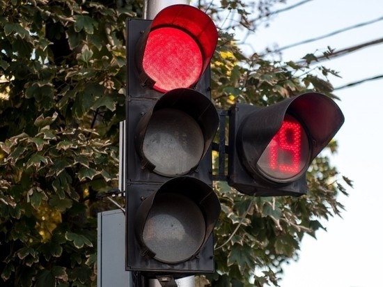 На двух перекрестках Краснодара приостановят работу светофоров На двух перекрестках Краснодара приостановят работу светофоров