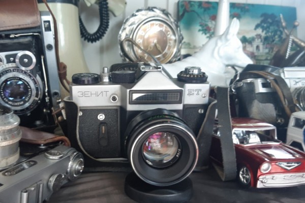 Блошиный рынок: место, которого нет в путеводителе Сочи, но его стоит посетить (Фото) Блошиный рынок: место, которого нет в путеводителе Сочи, но его стоит посетить (Фото)