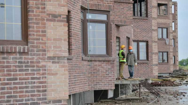 Проблемный жилой комплекс «Клубный квартал» в Краснодаре достроит компания «АлМакс»