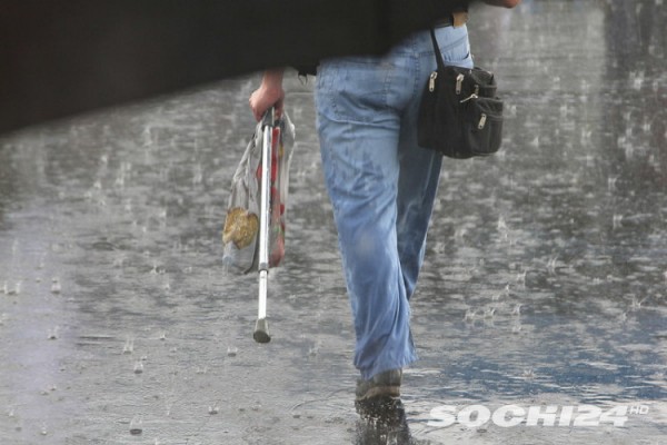 На Сочи надвигаются ливни с грозами и шквалистым ветром