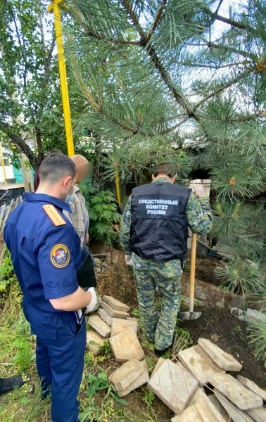 Житель Краснодарского края задушил знакомого и закопал труп во дворе Житель Краснодарского края задушил знакомого и закопал труп во дворе