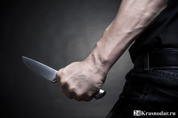 С ножом на «скорую» С ножом на «скорую»