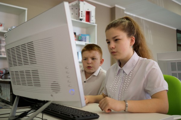 Фонд Олега Дерипаски завершает в Усть-Лабинске строительство лицея для одаренных детей. Каким он будет и как туда поступить?