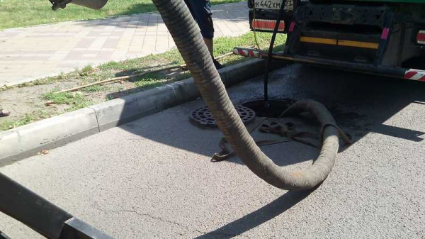 В Краснодаре прочистили почти 189 км коллекторов