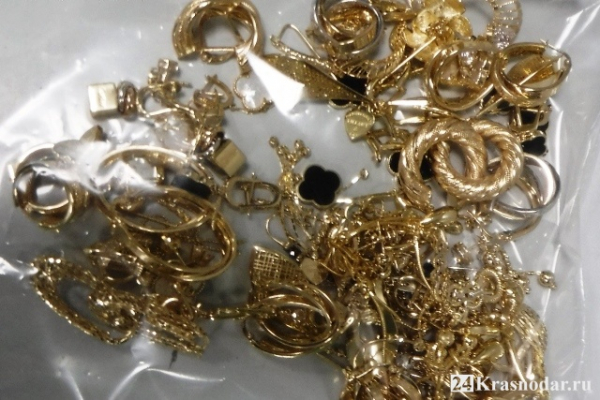 Золотая контрабанда Золотая контрабанда