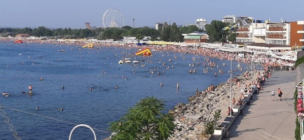 Отдых между пиками и провалами: как курортная отрасль Кубани выходит из кризиса Отдых между пиками и провалами: как курортная отрасль Кубани выходит из кризиса