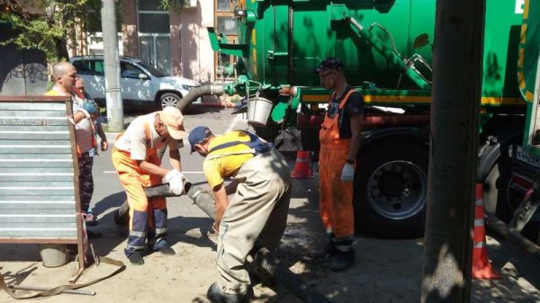 В Краснодаре прочистили почти 189 км коллекторов