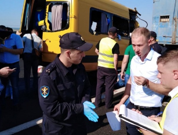 По дороге в Крым автобус из Краснодара попал в ДТП: 9 погибших, 5 пострадавших По дороге в Крым автобус из Краснодара попал в ДТП: 9 погибших, 5 пострадавших