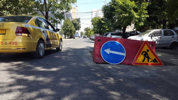 В Краснодаре для ремонта автодороги ограничили движение по участку ул. им. Будённого В Краснодаре для ремонта автодороги ограничили движение по участку ул. им. Будённого