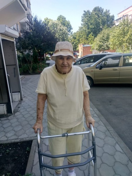 &laquo;Четыре года не оперировал&raquo;: врач, обвиняемый в смерти пожилой пациентки, поставил на ноги 86-летнюю женщину