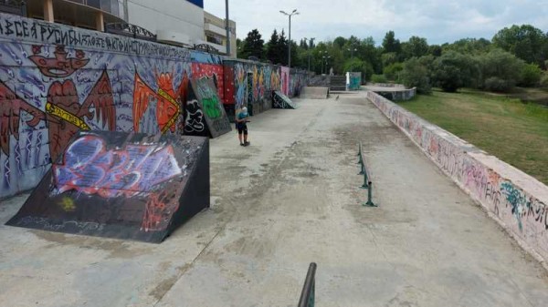 В Краснодаре отремонтируют скейт-площадки на Затоне и в сквере Дружбы В Краснодаре отремонтируют скейт-площадки на Затоне и в сквере Дружбы