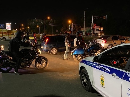 На мотослете в Краснодаре оштрафовали и лишили прав байкеров-нарушителей