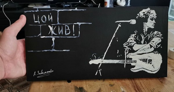 Краснодарский врач-реаниматолог рисует картины, чтобы спасать детские жизни