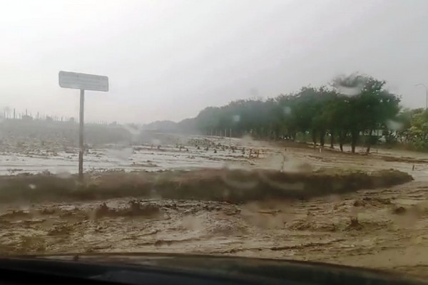 Непогода на Кубани 2 августа 2020: Из-за сильного ливня сошел сель