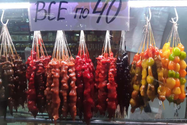 Никогда такого не было и вот опять: Сочи заполонили туристы (фото) Никогда такого не было и вот опять: Сочи заполонили туристы (фото)