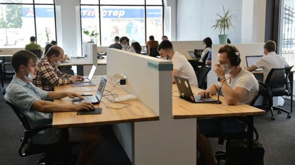 В муниципальном центре развития предпринимательства «Платформа» создали 30 новых рабочих мест В муниципальном центре развития предпринимательства «Платформа» создали 30 новых рабочих мест