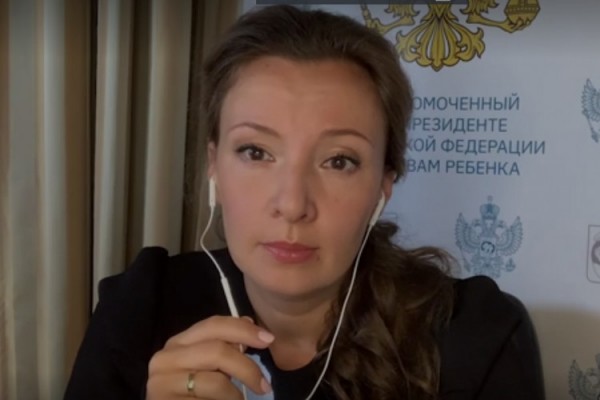"Ребенок не шутка и не обезьянка": омбудсмен рассказала о будущем малышки Шутки из Сочи "Ребенок не шутка и не обезьянка": омбудсмен рассказала о будущем малышки Шутки из Сочи