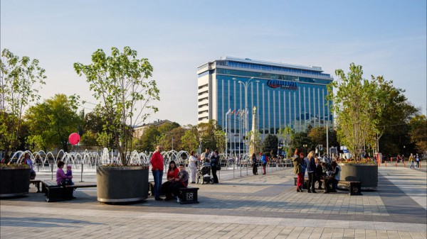 На Главной городской площади Краснодара в выходные будет играть классическая музыка На Главной городской площади Краснодара в выходные будет играть классическая музыка