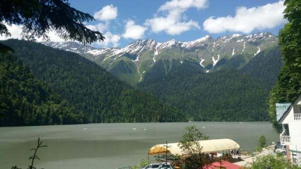 Абхазия открывает границы для россиян