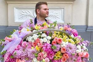 «Я занимаюсь делом, для которого создан». Краснодарские мужчины рассказали, каково им работать в женских сферах «Я занимаюсь делом, для которого создан». Краснодарские мужчины рассказали, каково им работать в женских сферах