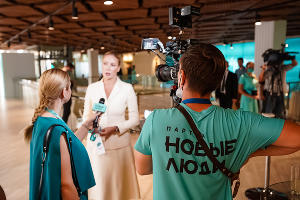 Отбойники, ревизорро для застройщиков и личный контакт с людьми. О чем говорили на партсъезде «Новых людей» Отбойники, ревизорро для застройщиков и личный контакт с людьми. О чем говорили на партсъезде «Новых людей»