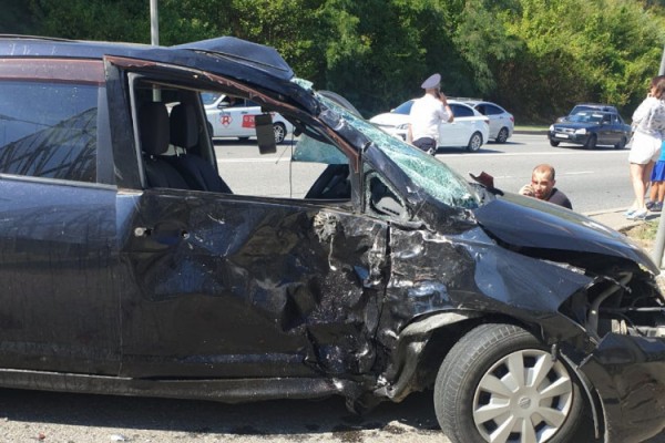 В Сочи выясняют подробности аварии, в которой погиб мотоциклист