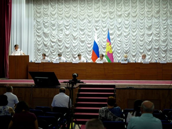 В 2020 году краевая поддержка Кореновского района достигнет 1,8 млрд руб