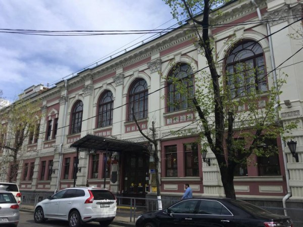 Краснодарская гимназия №36 перешла на дистанционное обучение Краснодарская гимназия №36 перешла на дистанционное обучение