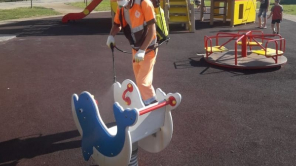 В Краснодаре за сутки дезинфицировали более 1200 остановок