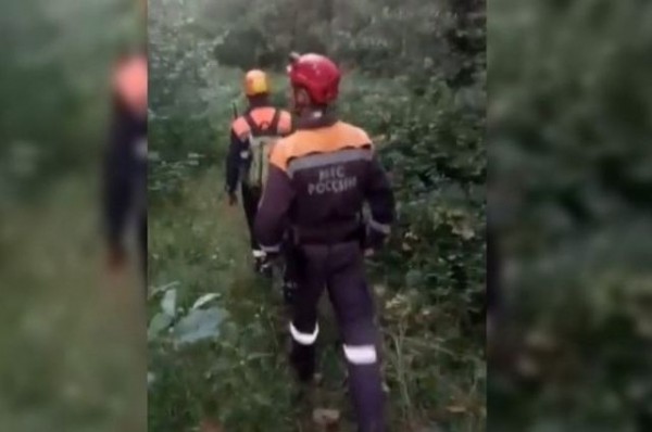 В Сочи продолжают искать группу потерявшихся в горах туристов В Сочи продолжают искать группу потерявшихся в горах туристов