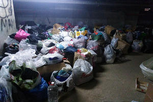 «Не было сил улыбаться каждому, просто вышли и помогаем». Как собирают гуманитарную помощь для погорельцев в Музыкальном