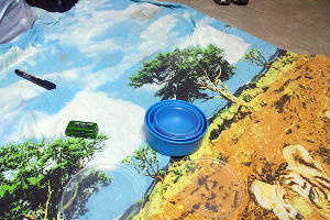 «Не было сил улыбаться каждому, просто вышли и помогаем». Как собирают гуманитарную помощь для погорельцев в Музыкальном