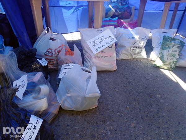 «Не было сил улыбаться каждому, просто вышли и помогаем». Как собирают гуманитарную помощь для погорельцев в Музыкальном